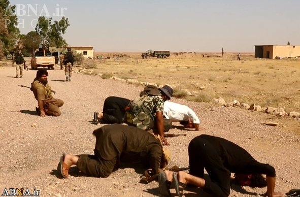 تسلط داعش بر فرودگاه الطبقه و دسترسی به تسلیحات مهم نظامی