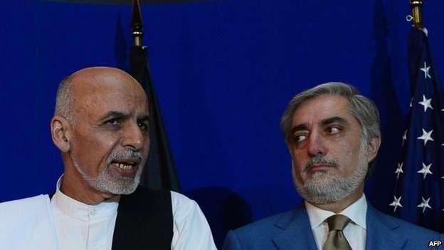 Afghan Presidential Contenders Sign Unity Deal