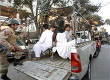 کوئٹہ، پولیس اور ایف سی کا سرچ آپریشن، 70 مشتبہ افراد گرفتار
