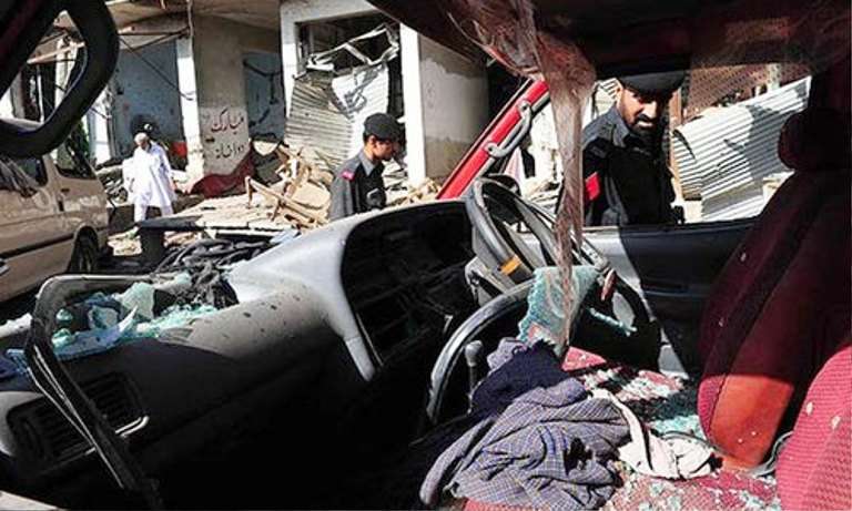 دہشتگردانہ حملے کا شکار ہونیوالی پشاور سے پاراچنار جانے والی گاڑی