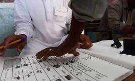 خیبر پی کے حکومت نے بلدیاتی الیکشن کیلئے حلقہ بندیوں کا اختیار الیکشن کمشن کو دیدیا