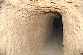 Syria army locates infiltration tunnels near Damascus