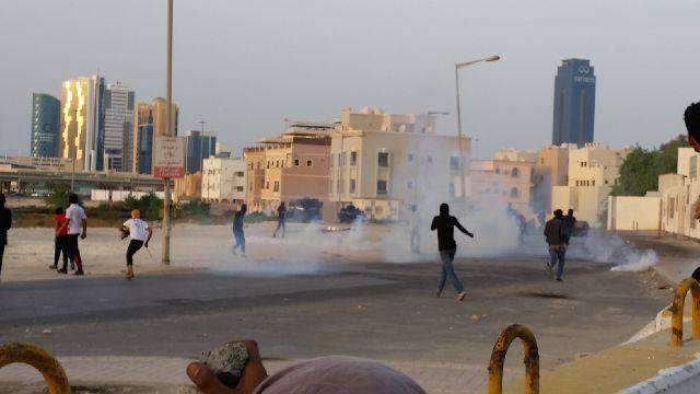 الأمن البحريني يقمع تظاهرات شمال غرب المنامة