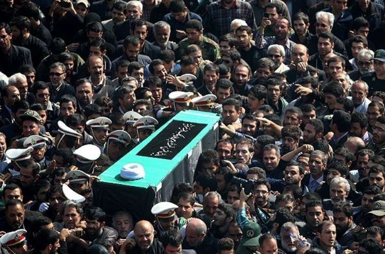ہزاروں اشکبار آنکھوں کے سامنے آيت اللہ محمد رضا مہدوی کنی آج تہران میں سپرد خاک