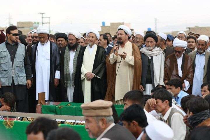 کوئٹہ ہزارہ قبرستان میں شہدائے ہزار گنجی کی نماز جنازہ وتدفین
