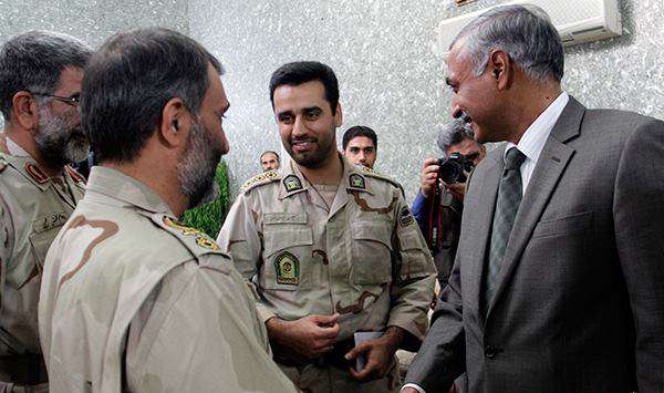 آئی جی ایف سی میجر جنرل اعجاز شاہد کی ایرانی بارڈر گارڈ کے کمانڈر جنرل قاسم رضائی سے ملاقات