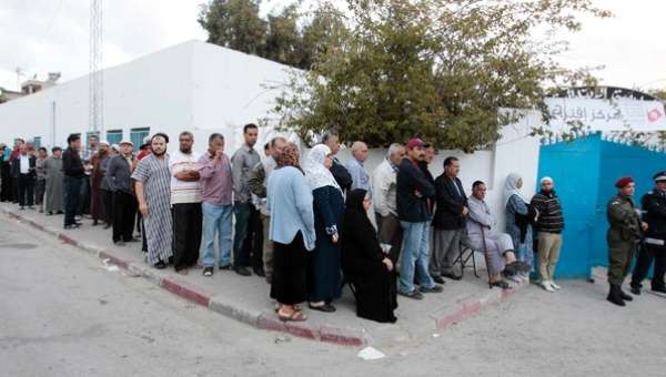 Tunisians Vote in First Parliamentary Elections