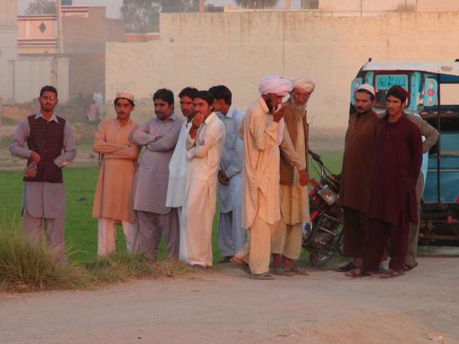 ڈی آئی خان، پولیس اہلکار کی جائے شہادت کے مناظر
