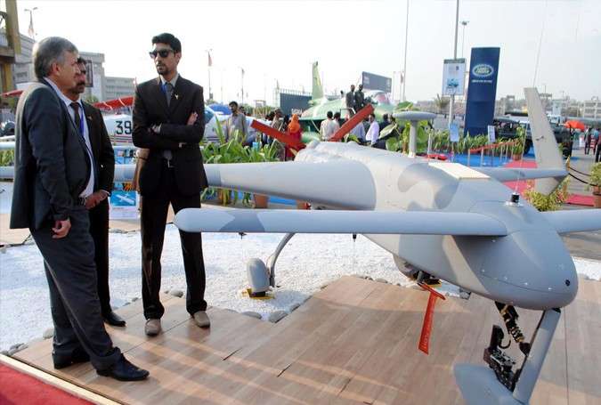 آئیڈیاز 2014ء، پاکستانی ڈرون بغیر پائلٹ طیارے (یو اے ویز) توجہ کا مرکز بن گئے
