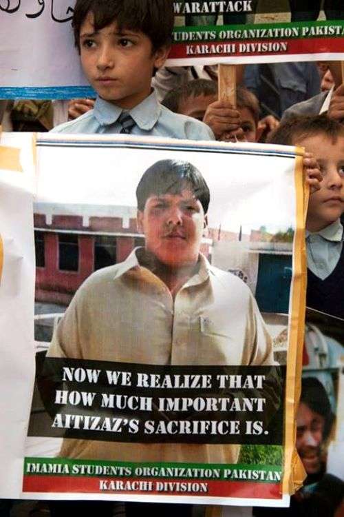 آئی ایس او کراچی کے زیر اہتمام کراچی پریس کلب پر سانحہ پشاور کیخلاف احتجاجی مظاہرہ