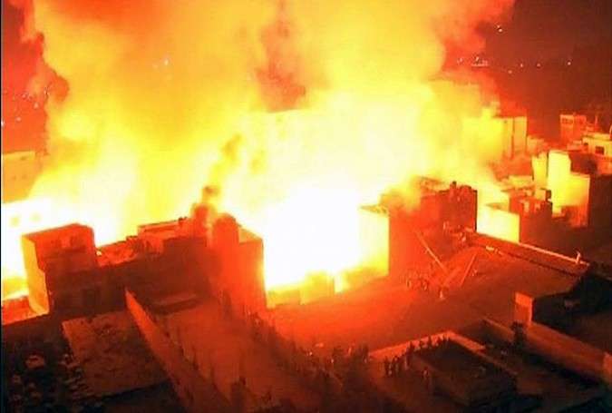 کراچی ٹمبر مارکیٹ میں لگنے والی آگ پر قابو پا لیا گیا، کروڑوں کا سامان جل کر خاکستر