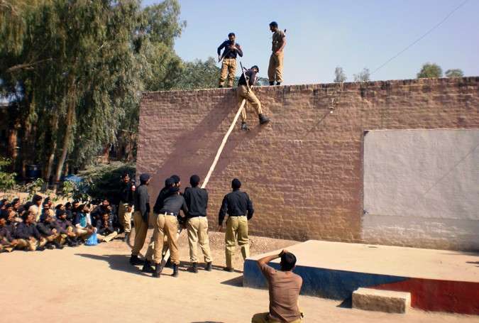 سندھ، زیر تربیت پولیس اہلکاروں کا جرائم میں ملوث ہونے کا انکشاف
