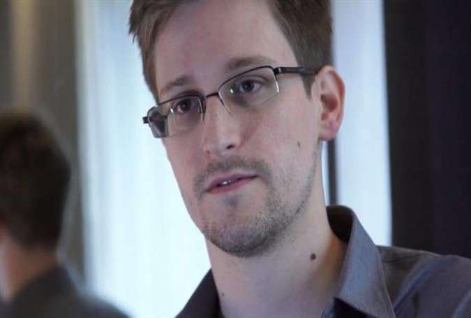 Snowden rejects Russian intelligence agency offer