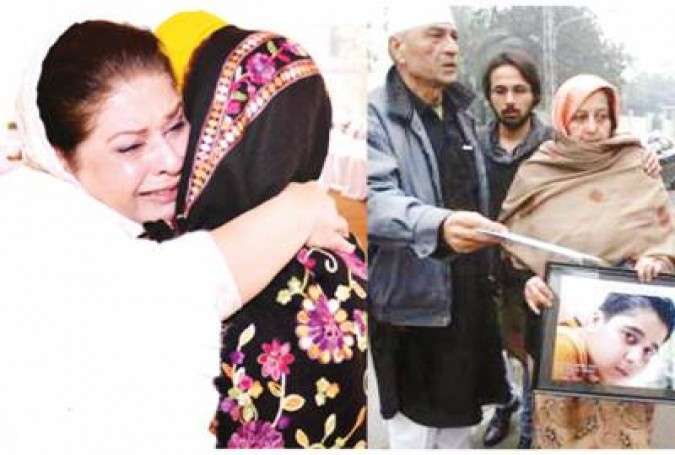 سانحہ پشاور کے شہداء کا چہلم، بعض والدین کا وزیراعلیٰ ہاوس کے باہر احتجاج، بائیکاٹ