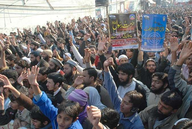 گستاخانہ خاکوں کیخلاف سندھ بھر میں احتجاج اور ریلیاں نکالی گئیں