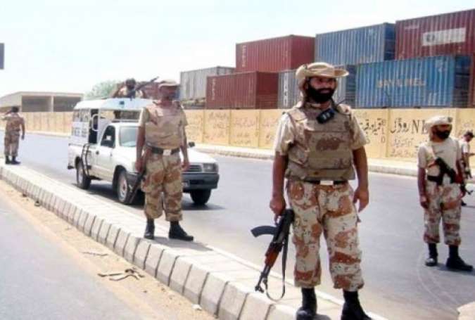 کراچی، رینجرز کے ٹارگٹڈ آپریشن میں ۱۰ ملزمان گرفتار