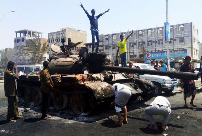 Yemeni Military Liberates Aden from al-Qaeda, Hadi’s Militiamen, Arrests 15