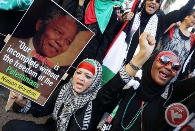 Women demonstrate in support of Palestine in Durban, South Africa in July 2014.