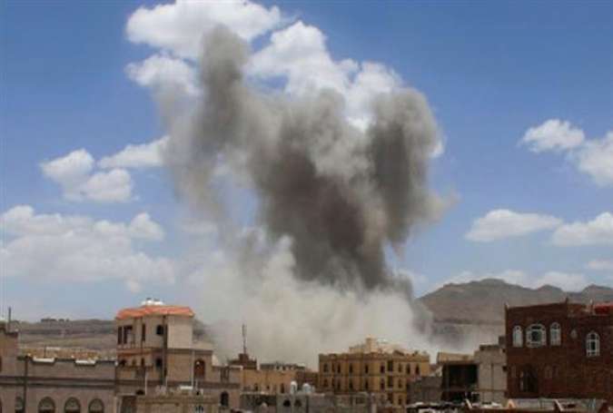 Smoke rises after a Saudi-led airstrike targeted a military base in Sana’a, Yemen, May 24, 2015.