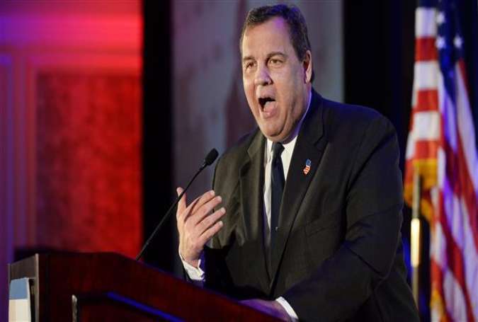 New Jersey Governor Chris Christie addresses VA Consumer Electronics Association during a Leadership Series discussion on May 1, 2015 in McLean, Virginia.