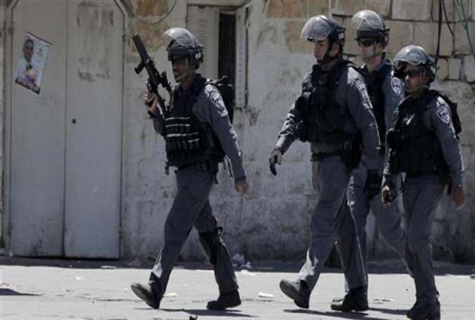 Israeli forces during clashes with Palestinians in East al-Quds (Jerusalem), April 25, 2015