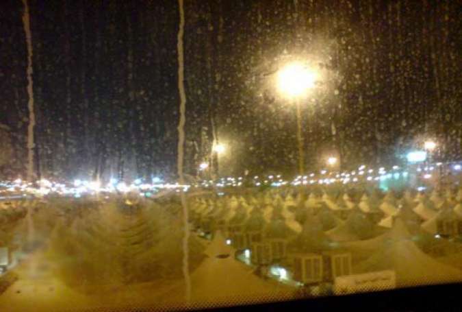 سعودی عرب، منٰی میں موسلادھار بارش، بجلی کا بڑا بریک ڈاﺅن