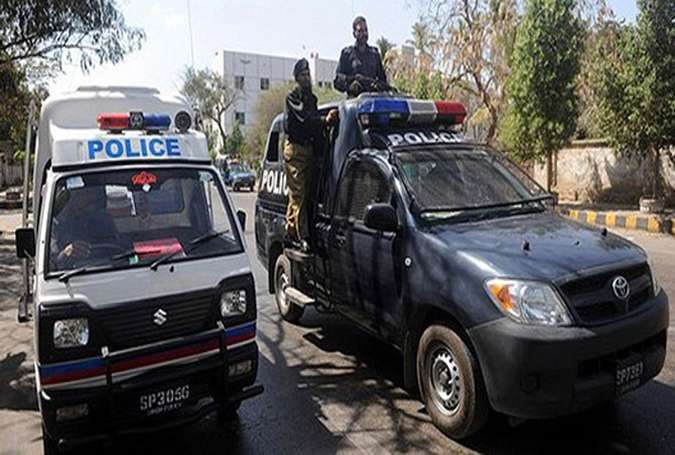 کراچی، بہادرآباد میں نامعلوم افراد کی فائرنگ سے 2 پولیس اہلکار جاں بحق