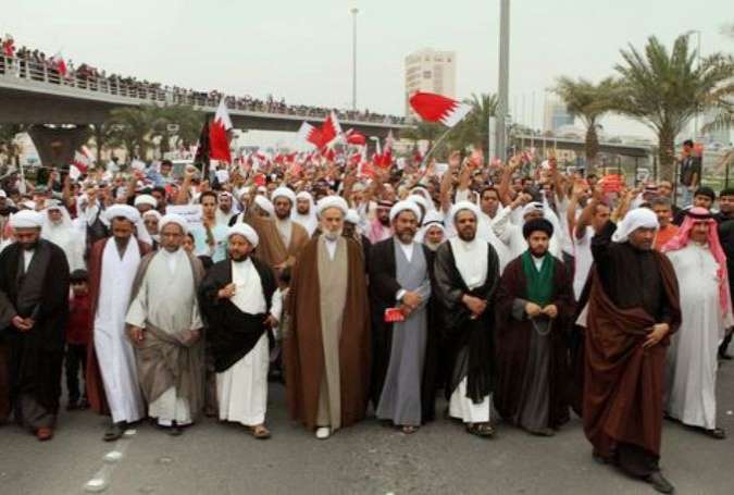 بحرین کی عوام کا سیاسی قیدیوں کی حمایت میں مظاہرہ، قیدیوں کی رہائی کا مطالبہ