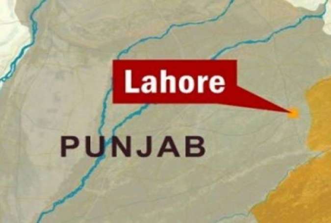 لاہور میں فیکٹری کی عمارت گرنے سے ہلاکتوں کی تعداد ۱۷ ہو گئی
