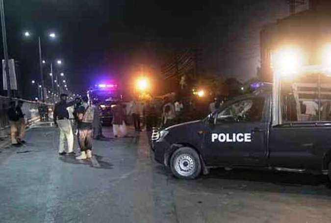 لاہور، داتا دربار سے مشکوک شخص گرفتار، 2 پستول برآمد