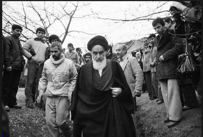 مسئله‌شناسي چالش‌های اساسی جهان اسلام از نظرگاه امام خمینی‌(ره)