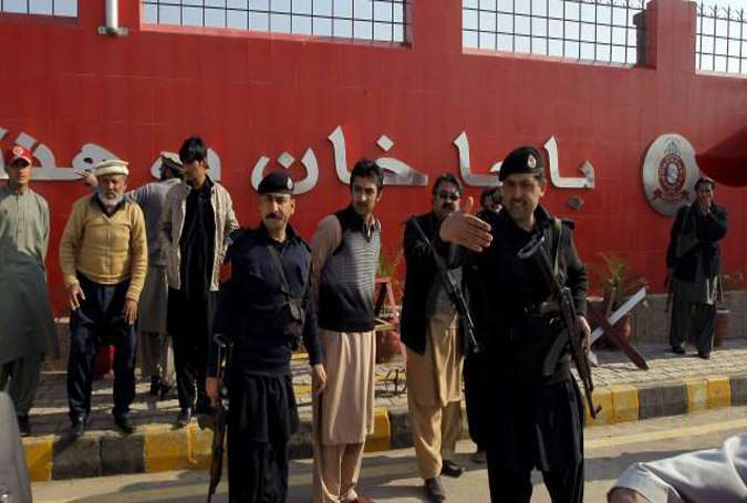 باچا خان یونیورسٹی میں دہشتگردوں کا حملہ، 25 افراد شہید ۔۔۔۔ مکمل رپورٹ