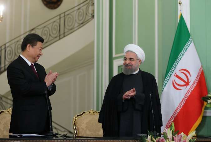 ایران اور چین کا باہمی تجارت کا حجم 600 ارب ڈالر تک بڑھانے کا عزم، اسٹریٹجک شراکت بھی قائم