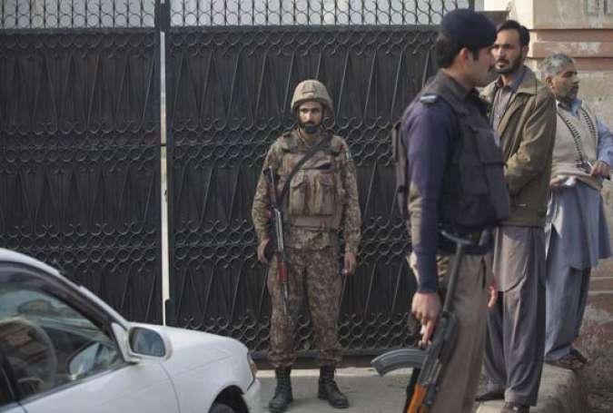 ڈی آئی خان، مختلف مقامات پر بکتر بند گاڑیوں کے ساتھ کوئیک رسپانس فورس تعینات