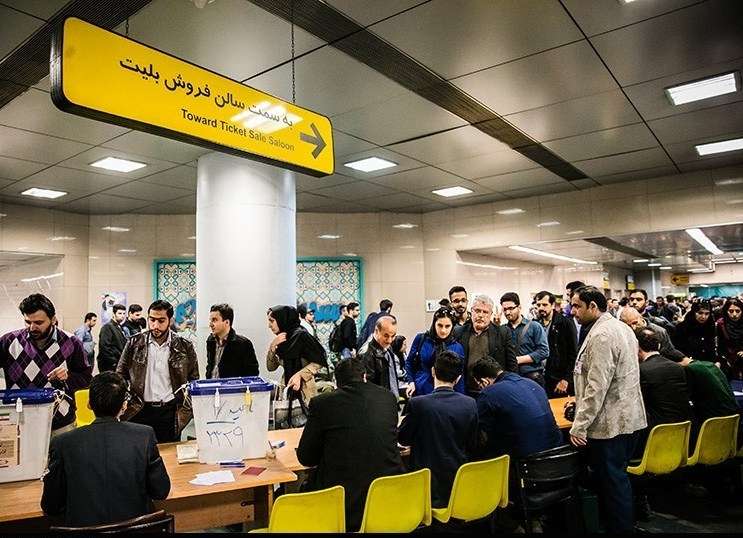 المنار کے مطابق 29 ممالک سے  470 عربی اور غیر ملکی نامہ نگار ایرانی انتخابات کے بارے میں خبریں پیش کرنے کے لئے ایران میں موجود ہیں