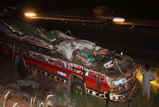 ڈی آئی خان، مسافر بس الٹنے سے تین مسافر جاں بحق، چھ سے زائد زخمی