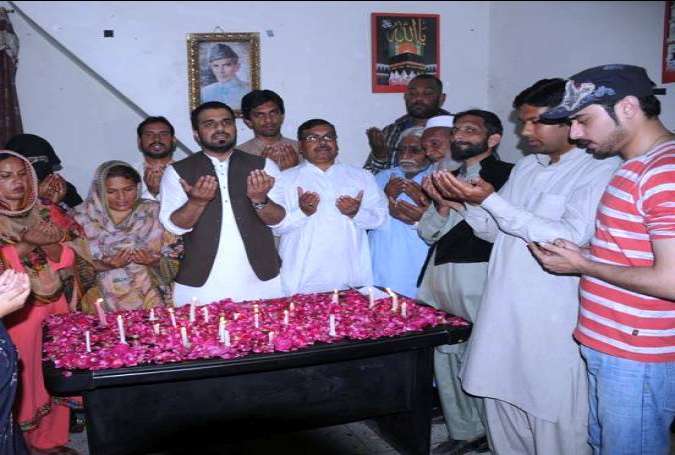 ملتان، سانحہ لاہور کے شہداء کی یاد میں مسلم لیگ نون کے زیراہتمام تقریب، شمعیں روشن کیں