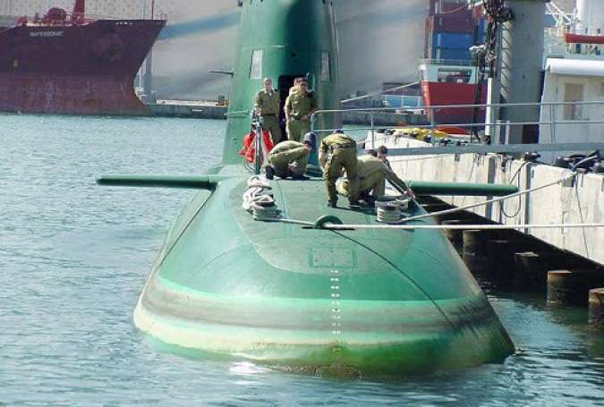 چامسکی: تحویل زیردریایی‌های دلفین به اسرائیل اقدامی خطرناک و ماجراجویانه است