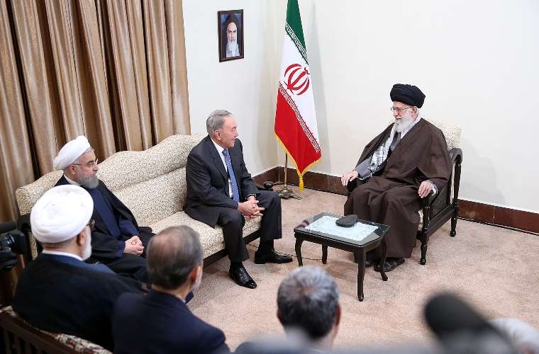 قزاقستان کے صدر کے ساتھ رہبر معظم انقلاب اسلامی کی ملاقات