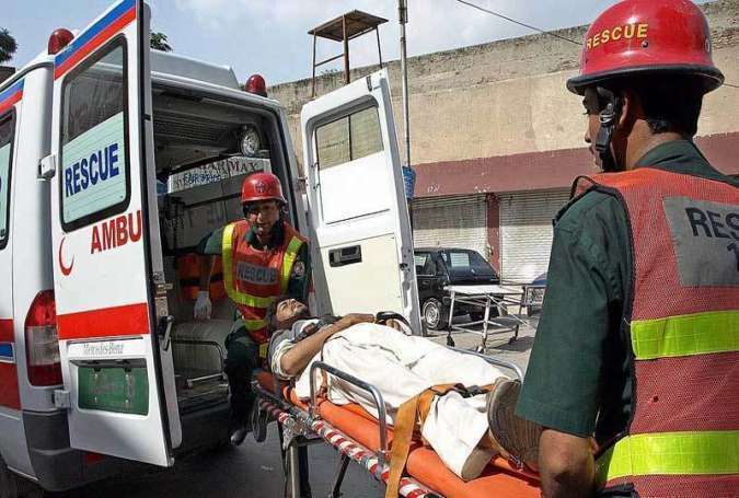 فیصل آباد، مسافر بس اور ٹرالر میں تصادم، 19 افراد جاں بحق