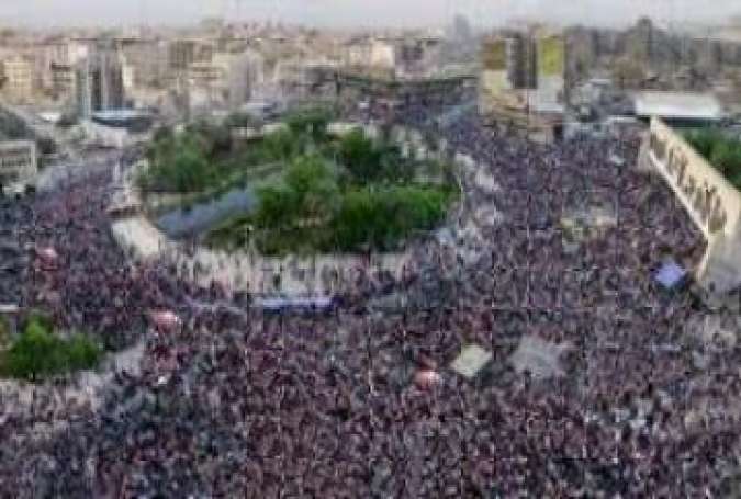 تظاهرات مردم عراق به دعوت مقتدا صدر به سه شنبه موکول شد