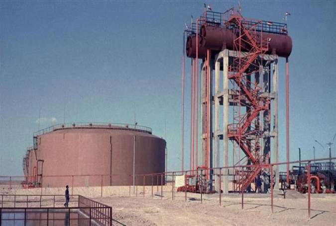 An oil refinery in Jabisah, Syria, in April 1975