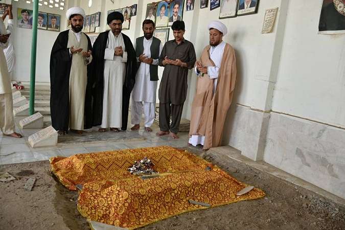 مجلس وحدت مسلمین کے وفد کی شہداء ڈی آئی خان کے لواحقین سے تعزیت