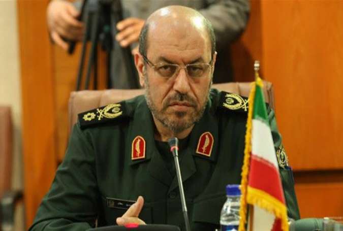 وزیر دفاع ایران: آزمایش‌های موشکی ایران متوقف نمی‌‎شوند