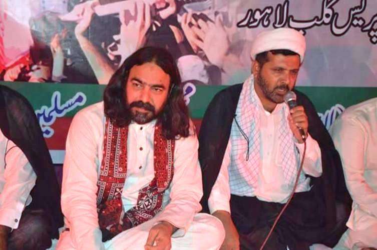 لاہور پریس کلب کے باہر ایم ڈبلیو ایم کے بھوک ہڑتالی کیمپ  میں شب شہداء کی نشست