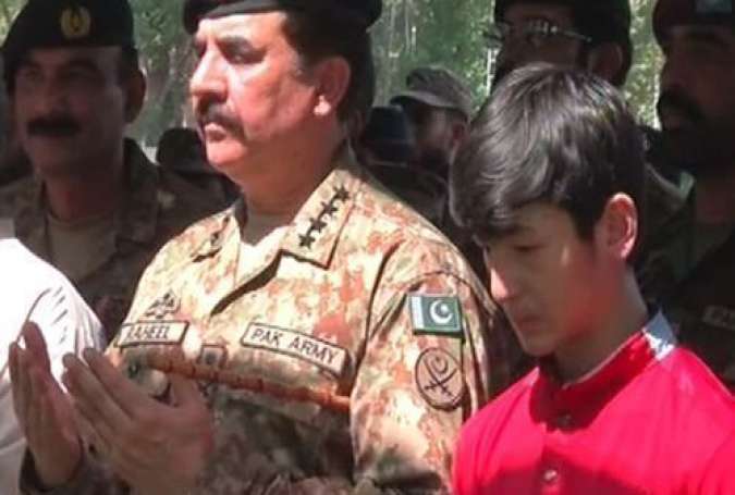میجر علی جواد چنگیزی کی پشاور میں نماز جنازہ ادا کردی گئی، آرمی چیف کی بھی شرکت