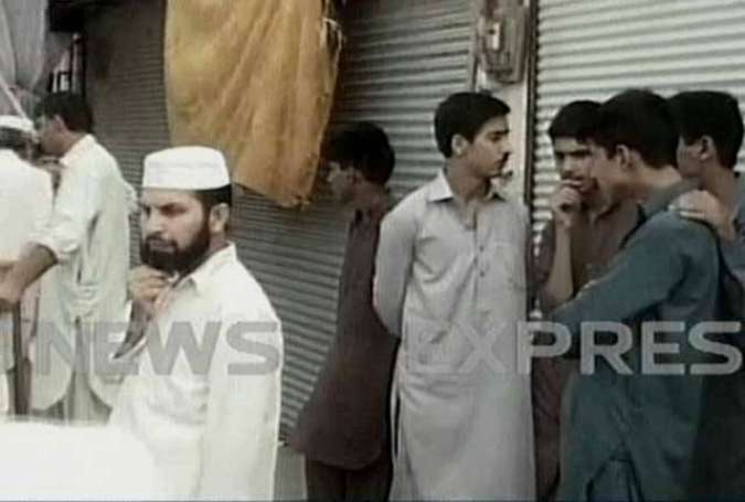 پشاور میں دکان پر دستی بم حملہ، ایک شخص جاں بحق، 3 زخمی