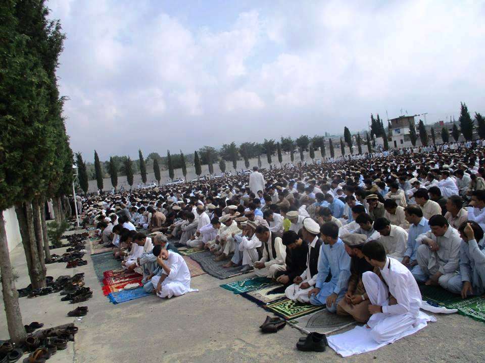 پاراچنار، مرکزی عید گاہ میں نماز عید کے مناظر
