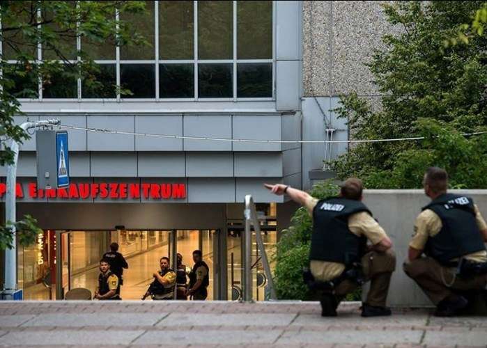 جرمنی کے شہر میونخ کے ایک شاپنگ سینٹر میں فائرنگ