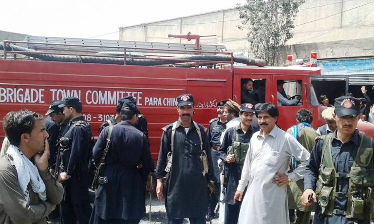 پاراچنار میں گیس کی دکان میں آگ لگنے کے بعد پولیٹیکل انتظامیہ کی حاضری